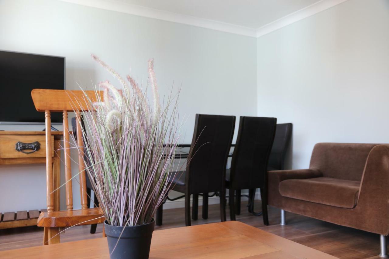 אדינבורו Holyrood Skyline Apartment מראה חיצוני תמונה